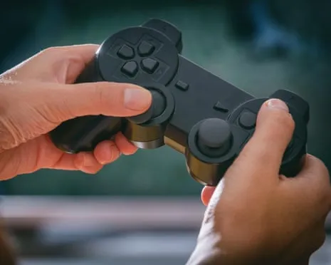 Why Do Some Gamers Invert Their Controls? Researchers Reveal Insights, But They’re Not What You Think